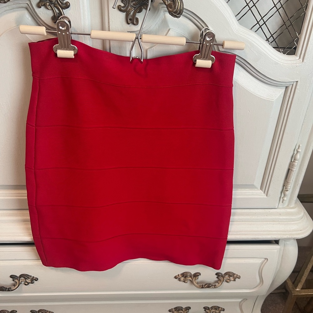 BCBGMaxAzria Red Women's Skirt